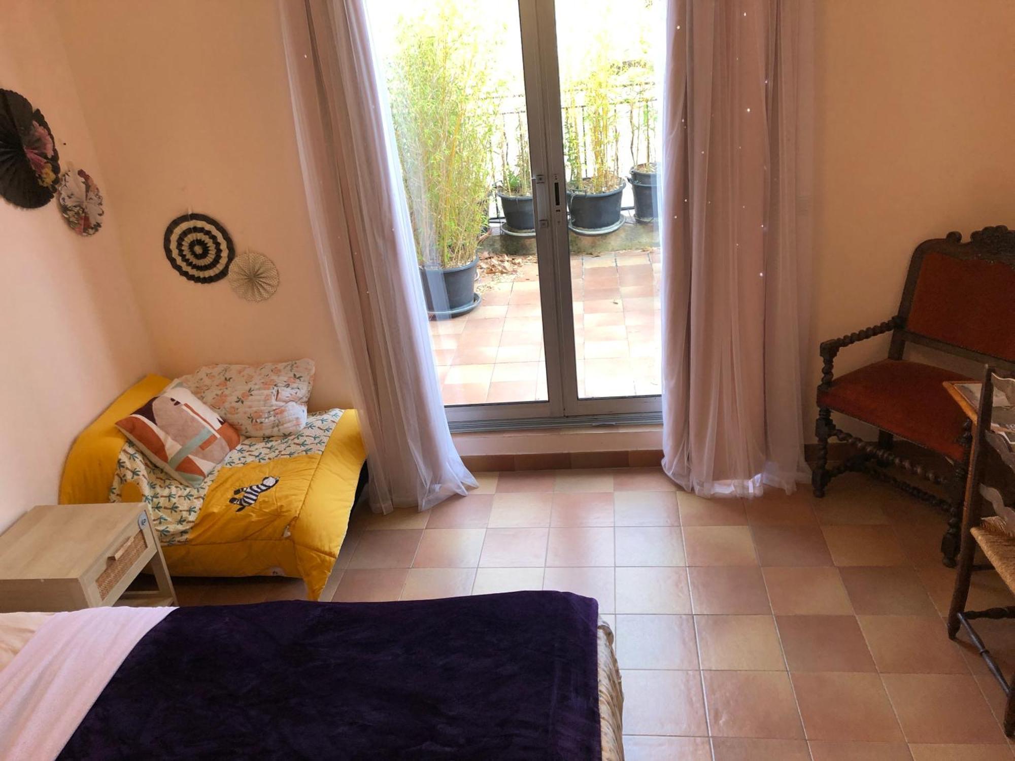 آيكس أومبروفينس Beautiful Room In Aix Center المظهر الخارجي الصورة